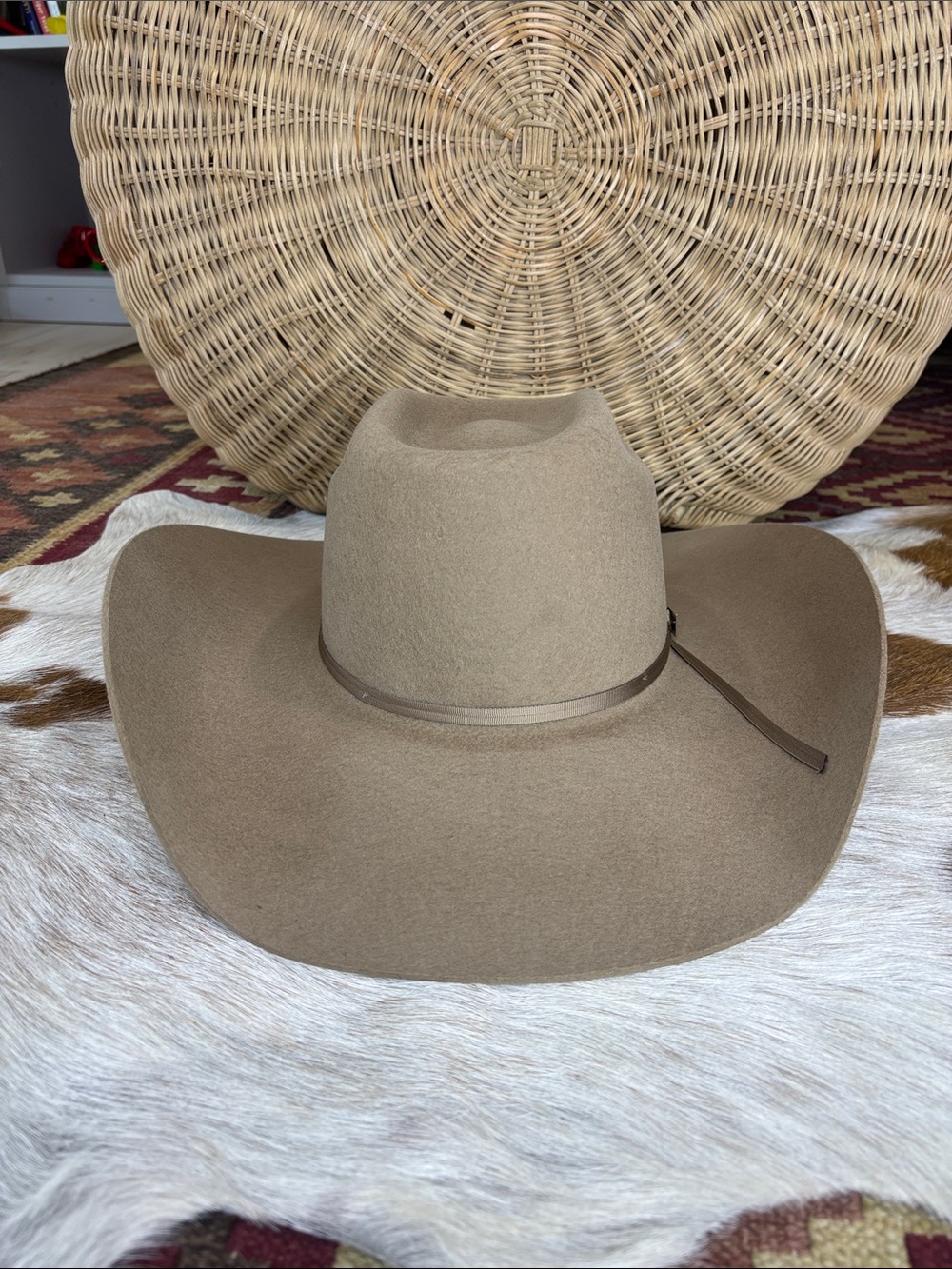 Resistol Cody Johnson 9th round stone cowboy hat 7 1/4 - Picture 3 of 6
